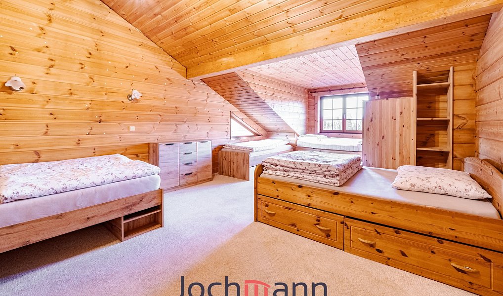 Prodej domu 800 m² s pozemkem 3 947 m², Trhové Sviny – náhled fotky 22