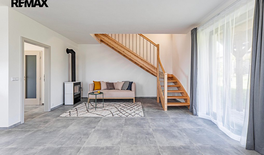Prodej domu 120 m² s pozemkem 1 013 m², Bukovany – náhled fotky 3