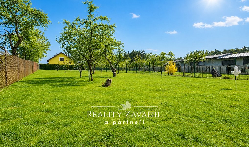 Prodej domu 130 m² s pozemkem 1 716 m², Vroutek – náhled fotky 2