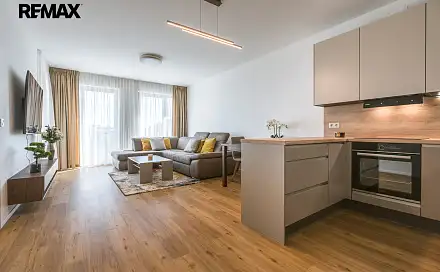 Pronájem bytu 2+kk 65 m²