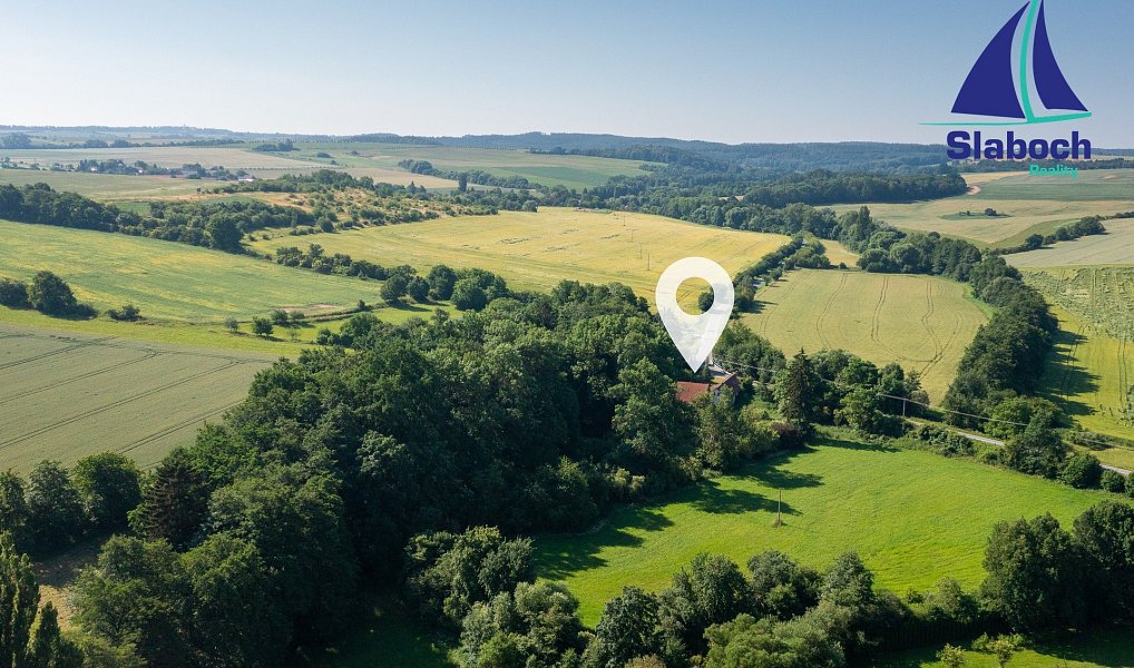 Prodej domu 285 m² s pozemkem 7 546 m², Krupá – náhled fotky 3