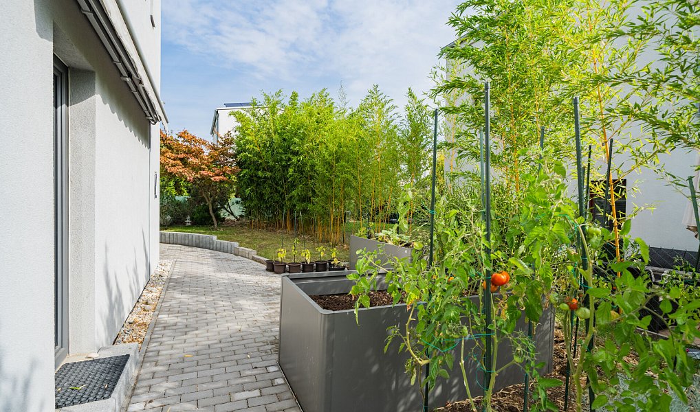 Prodej bytu 4+kk 93 m², Jinočany – náhled fotky 23