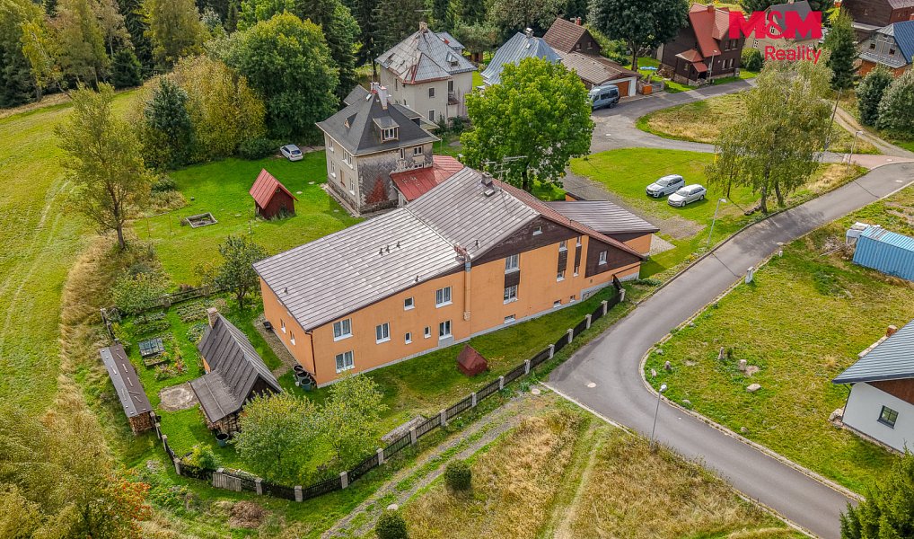 Prodej ubytovacího objektu 700 m², Abertamy – náhled fotky 21