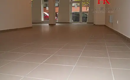 Pronájem obchodních prostor 103 m², Dukelská, Benešov