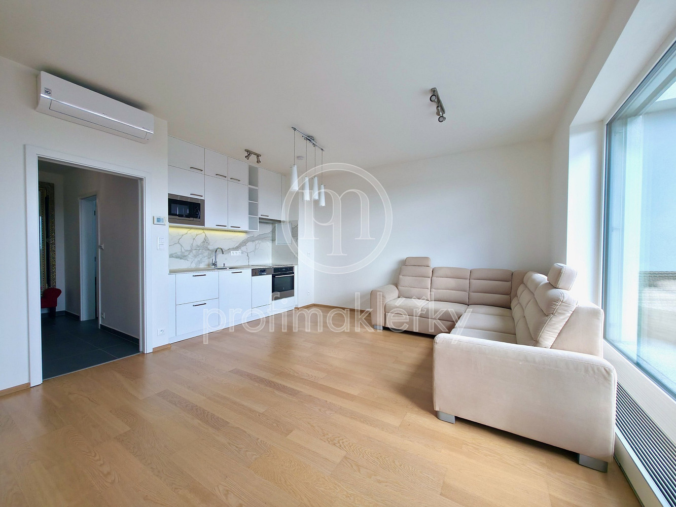 Pronájem bytu 2+kk 61 m²