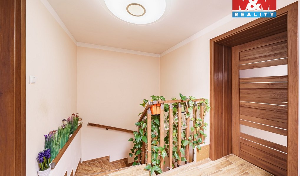 Prodej domu 140 m² s pozemkem 87 m², Cheb – náhled fotky 20