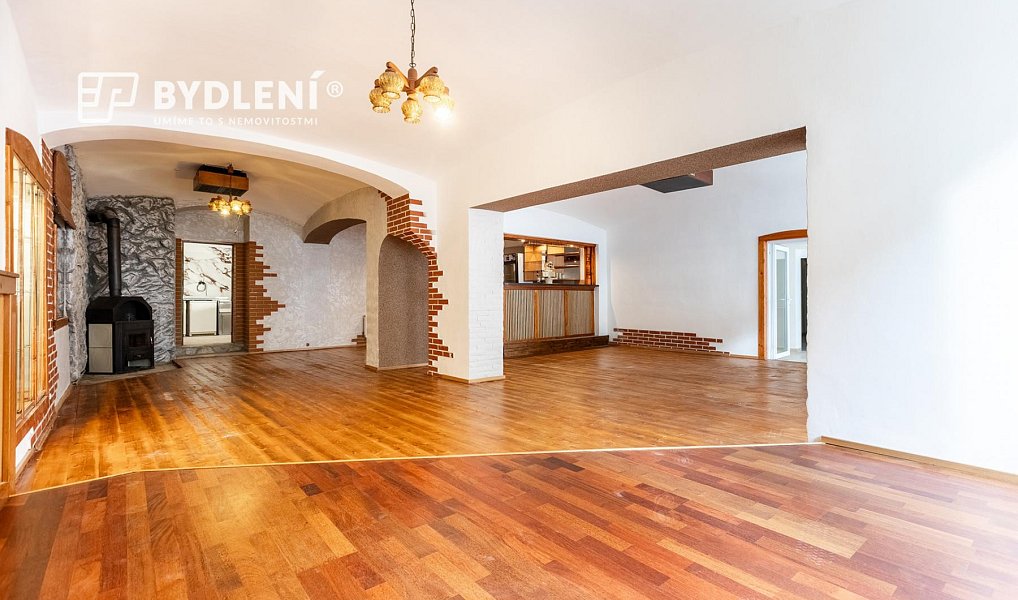 Pronájem restaurace 330 m², Krupka – náhled fotky 6
