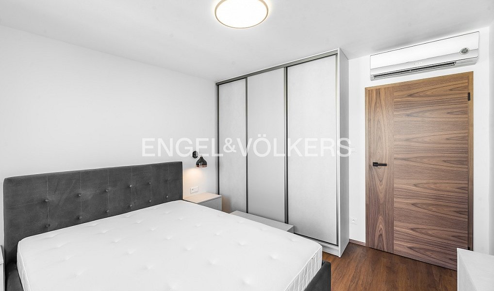 Pronájem bytu 3+kk 102 m², Praha – náhled fotky 8