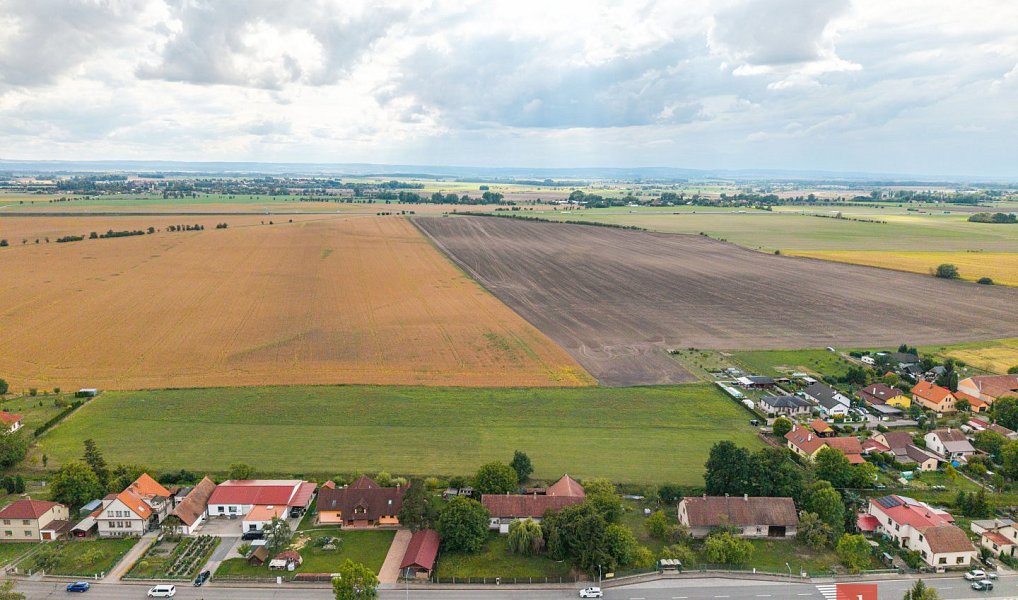 Prodej stavebního pozemku 5 502 m², Dolní Roveň – náhled fotky 11