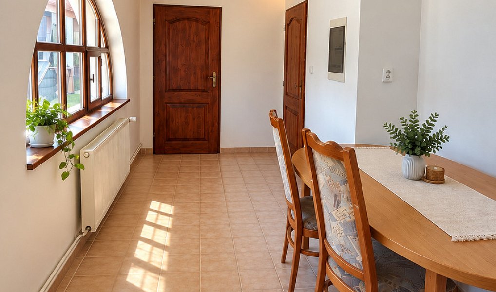 Prodej domu 235 m² s pozemkem 496 m², Toužim – náhled fotky 5