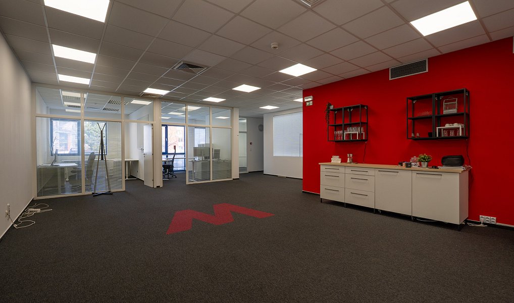Pronájem skladovacích prostor 656 m², Praha – náhled fotky 3