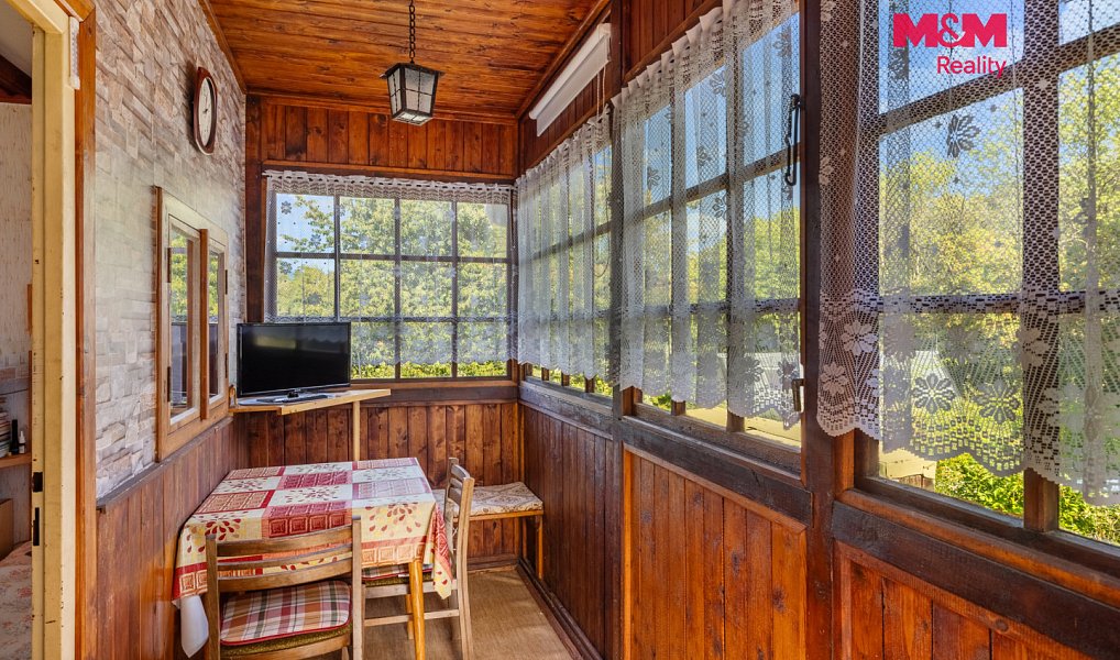 Prodej chaty/chalupy 36 m² s pozemkem 263 m², Okoř – náhled fotky 7