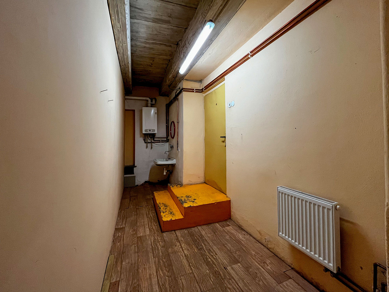 Pronájem obchodních prostor 65 m² – fotografie 4