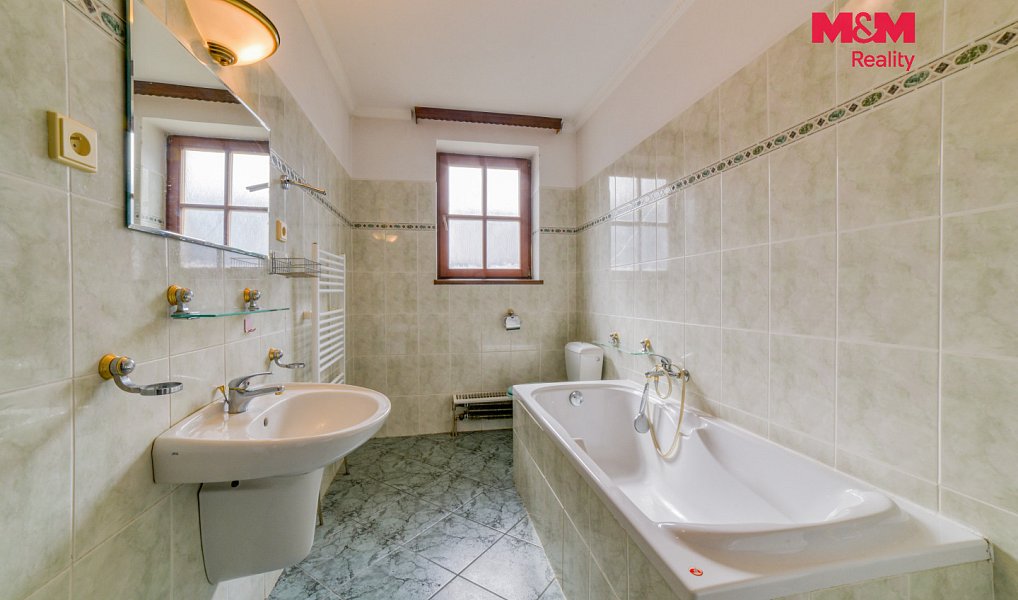 Prodej domu 270 m² s pozemkem 934 m², Stará Voda – náhled fotky 13