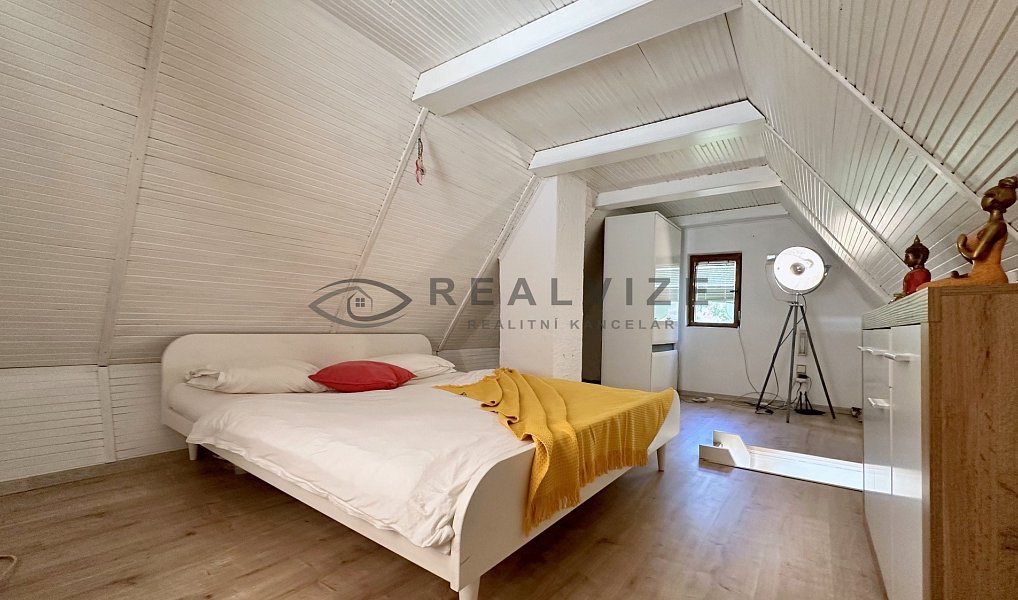 Prodej chaty/chalupy 190 m² s pozemkem 1 575 m², Strážkovice – náhled fotky 19