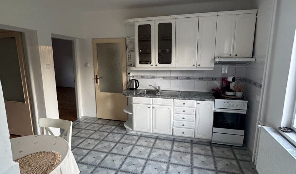 Prodej domu 208 m² s pozemkem 1 587 m², Bartošovice – náhled fotky 2