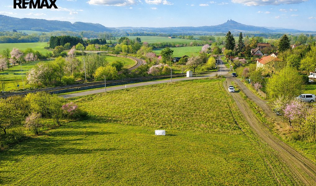 Prodej stavebního pozemku 4 299 m², Libuň – náhled fotky 2