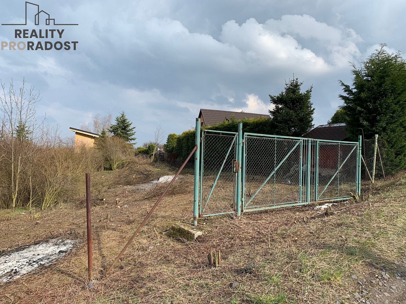 Prodej pozemku 585 m² – fotografie 2