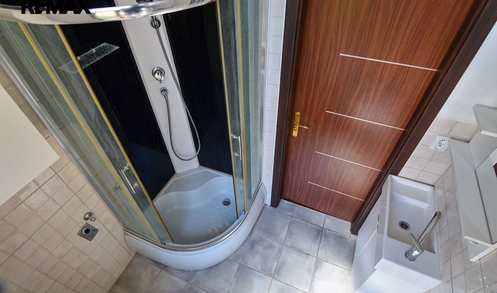 Pronájem bytu 1+kk 18 m², Rakovník – náhled fotky 5