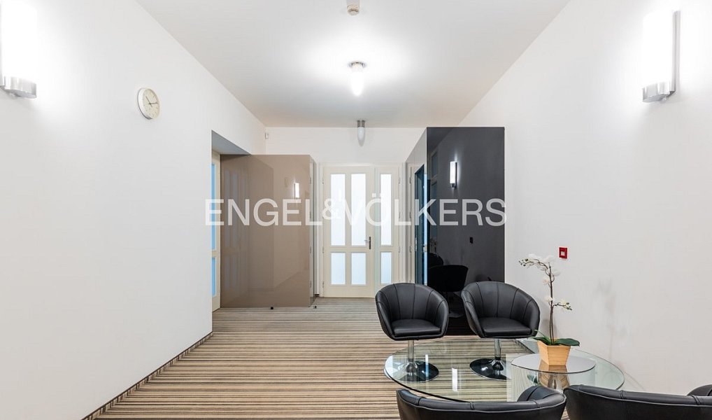 Pronájem kanceláře 282 m², Praha – náhled fotky 8