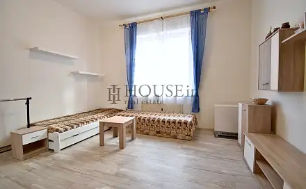 Pronájem bytu 1+kk 30 m²