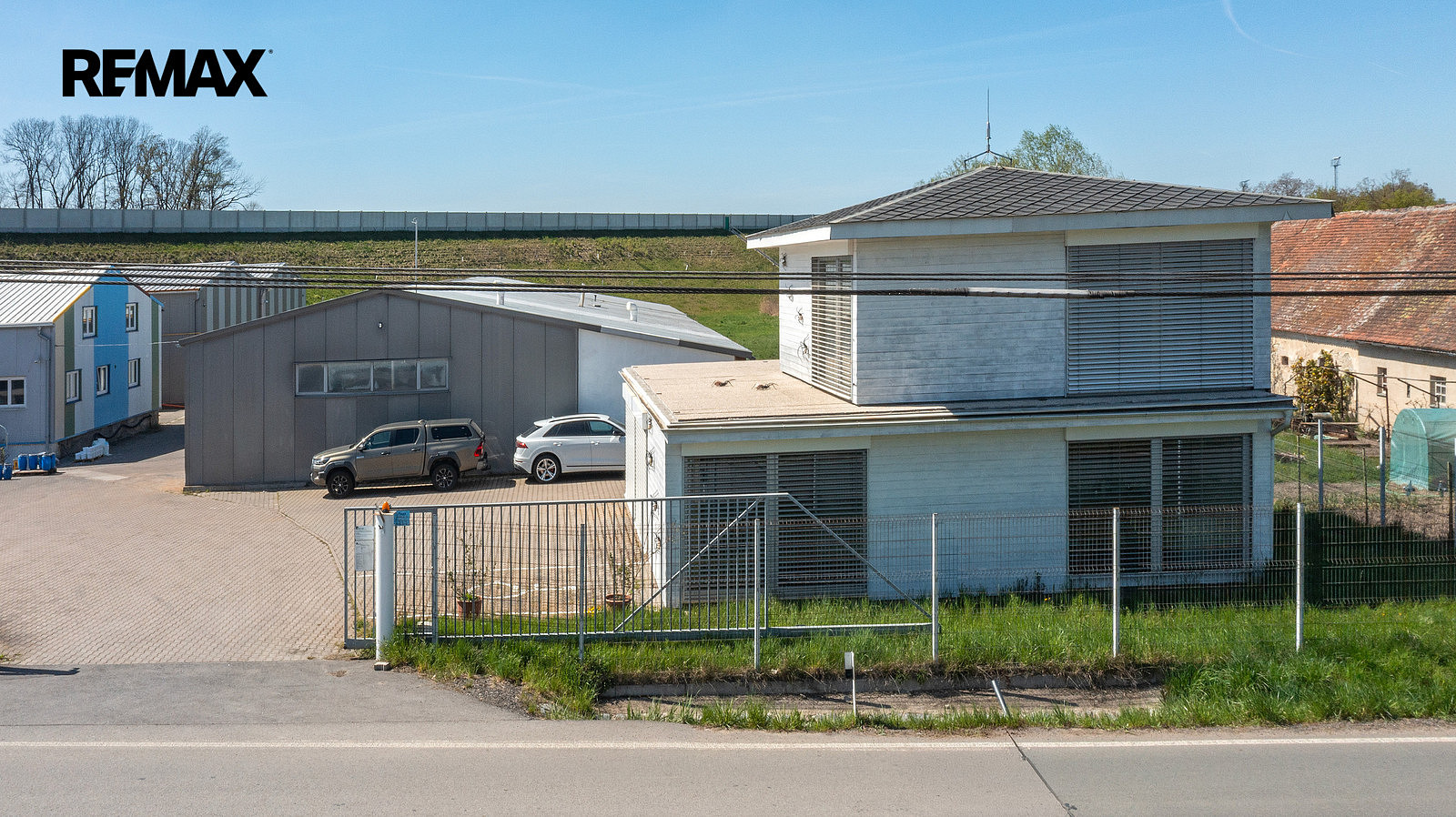 Prodej skladovacích prostor 700 m² – fotografie 2
