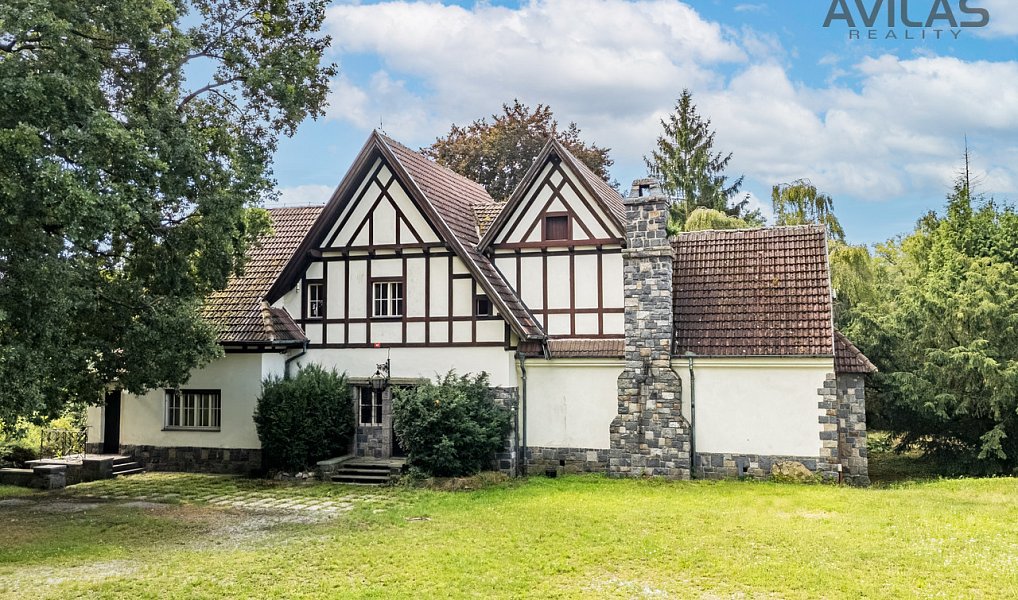 Prodej domu 400 m² s pozemkem 4 800 m², Řehenice – fotka 1 z 12