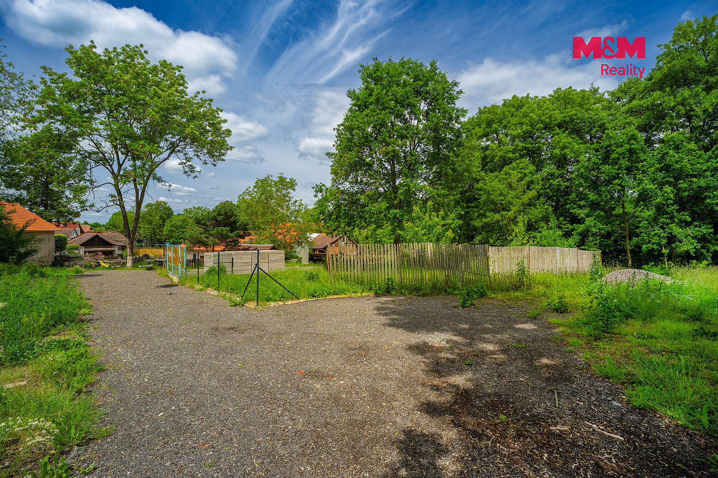 Prodej stavebního pozemku 1 022 m² – fotografie 3