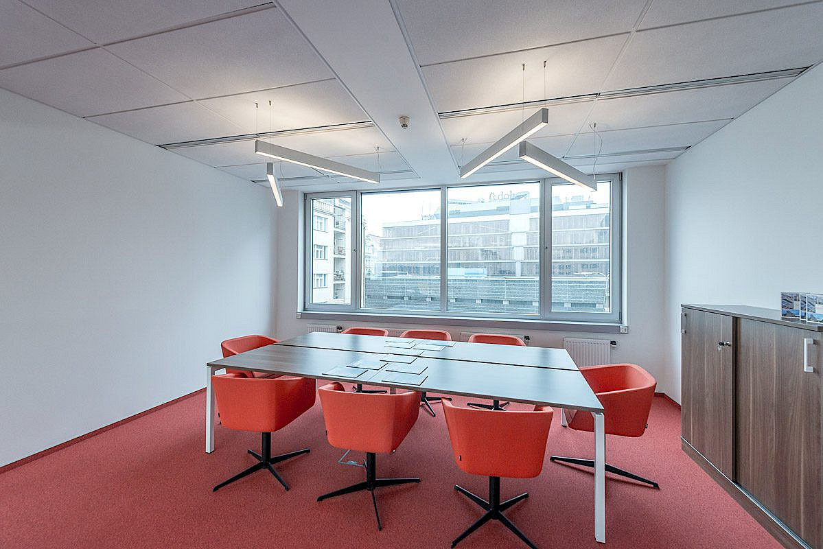 Pronájem kanceláře 480 m² – fotografie 4