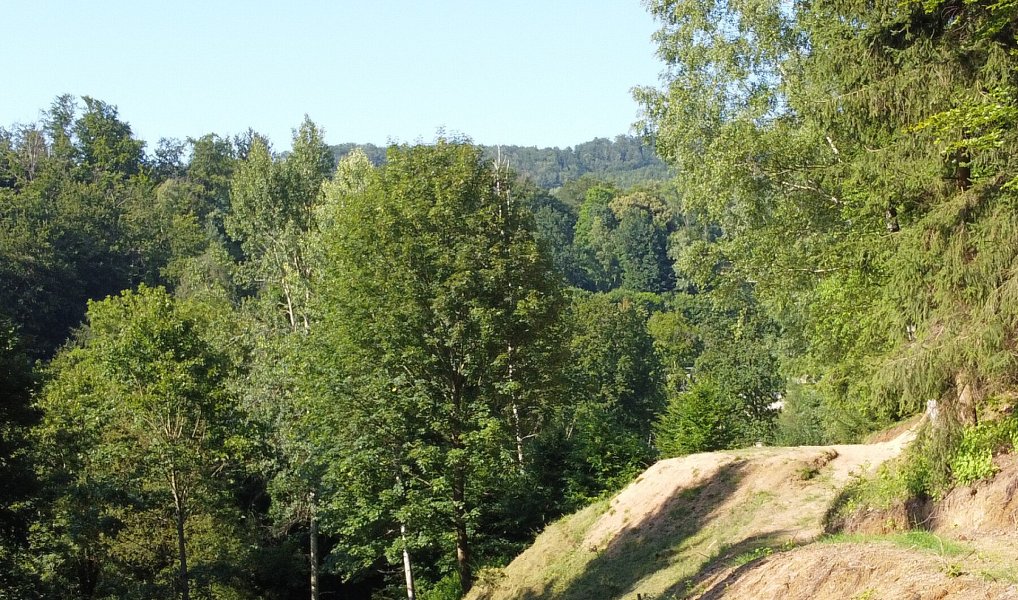 Prodej stavebního pozemku 1 633 m², Liberec – náhled fotky 4