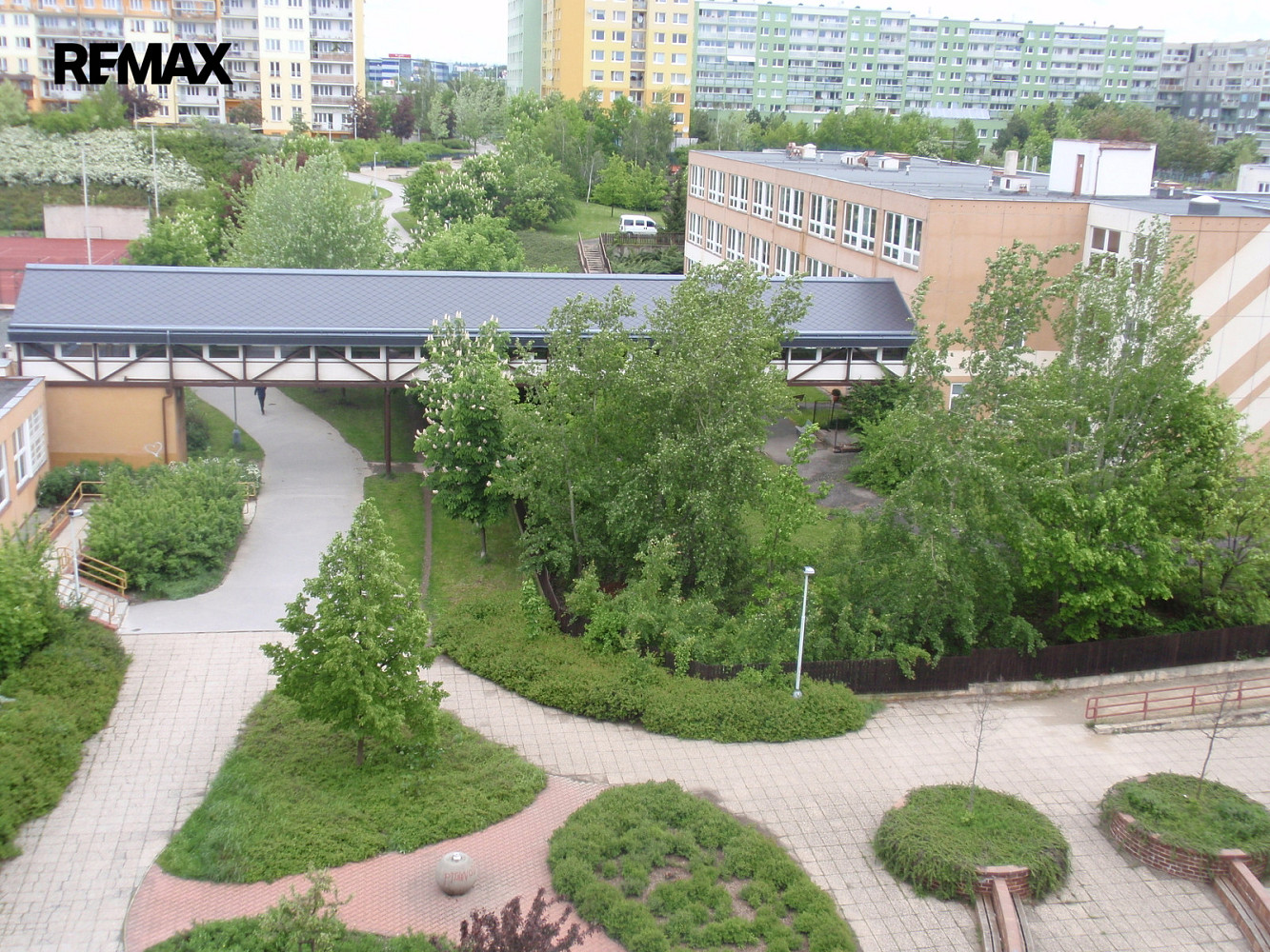Pronájem bytu 2+kk 48 m² – pohled 5