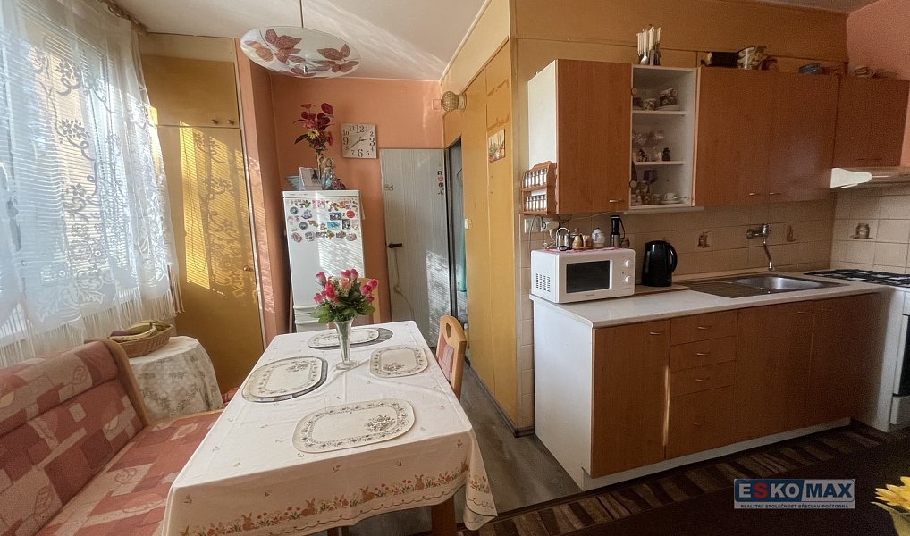 Prodej bytu 3+1 75 m², Břeclav – náhled fotky 2