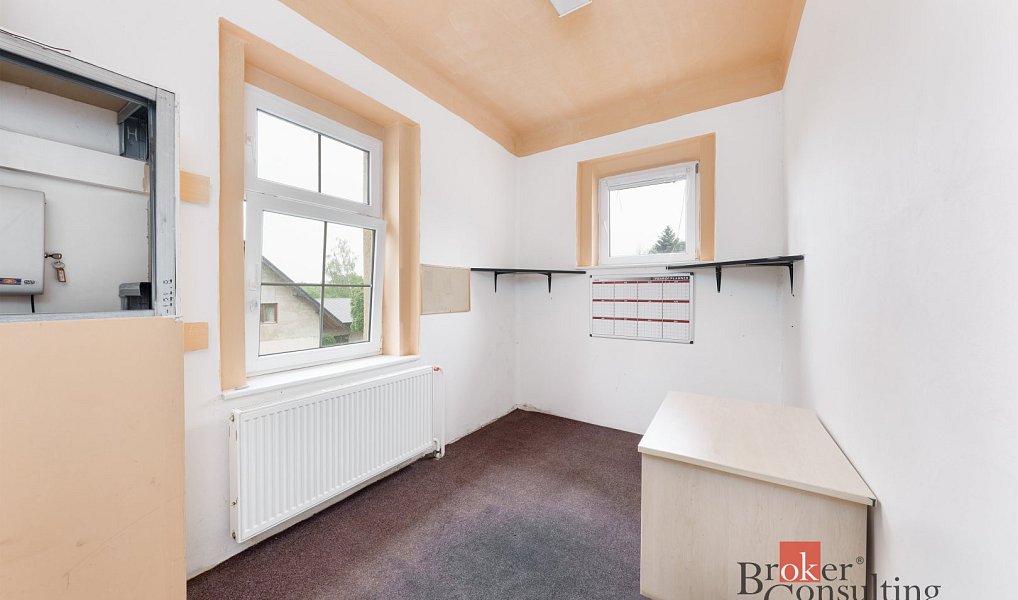 Prodej domu 1 000 m² s pozemkem 2 969 m², Hostivice – náhled fotky 20