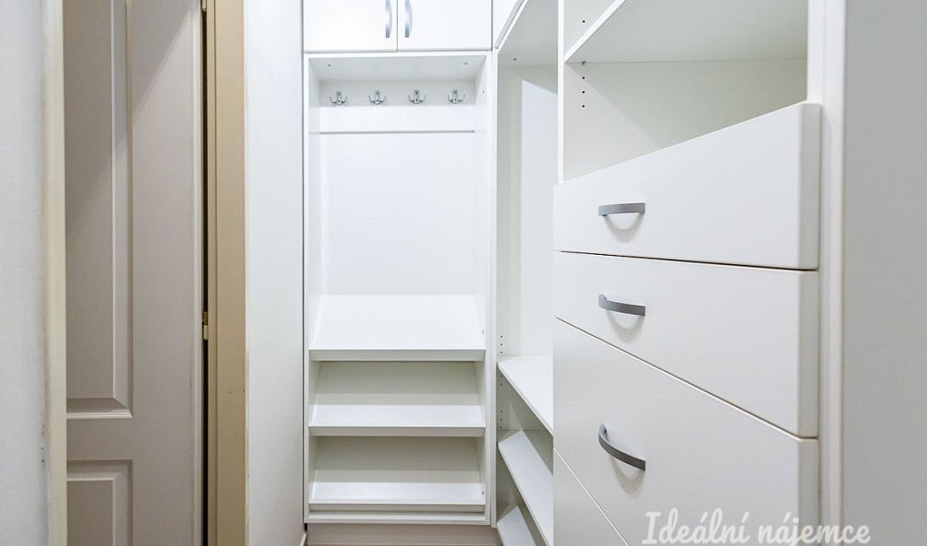 Pronájem bytu 2+kk 46 m², Praha – náhled fotky 4