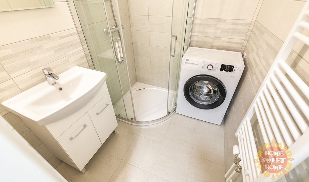 Pronájem bytu 2+kk 42 m², Praha – náhled fotky 10