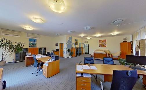 Pronájem kanceláře 83 m², Závodu míru, Karlovy Vary - Stará Role