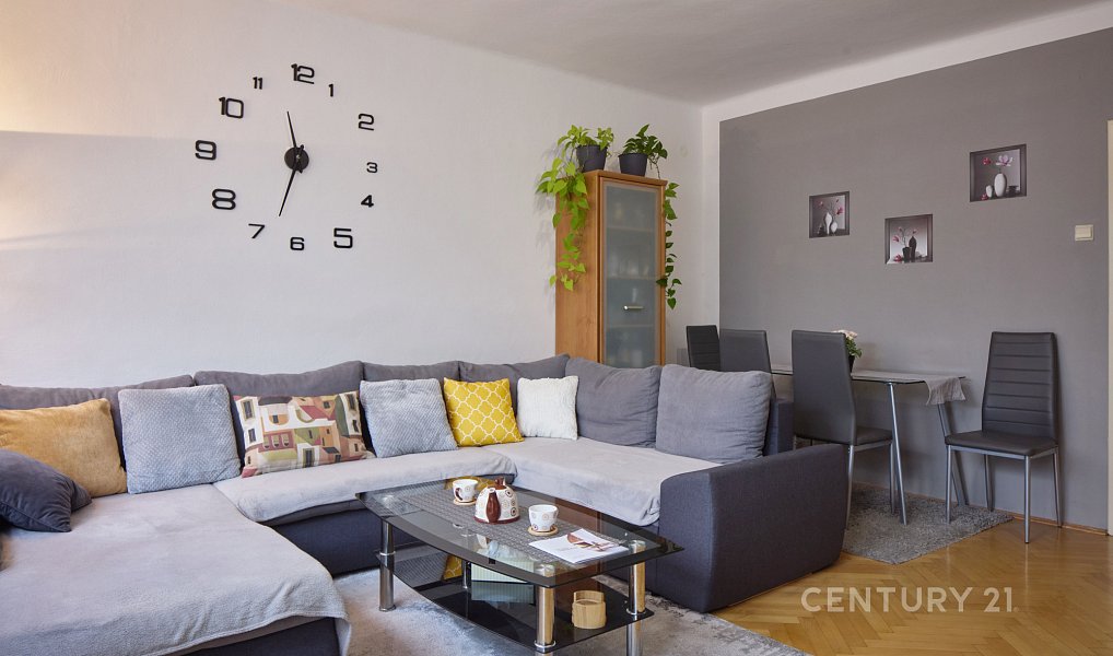 Prodej domu 94 m² s pozemkem 150 m², Znojmo – náhled fotky 2