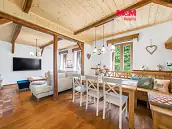 Prodej domu 223�m2 s pozemkem 1�912�m2