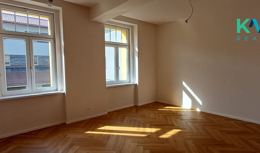 Prodej bytu 3+kk 83 m², Karlovy Vary – náhled fotky 3