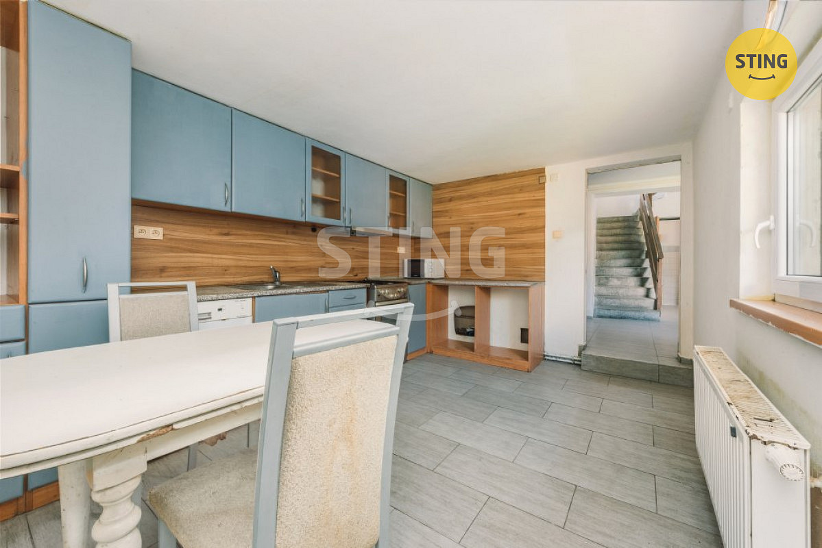 Prodej domu 200 m² s pozemkem 1 235 m² – fotografie 3