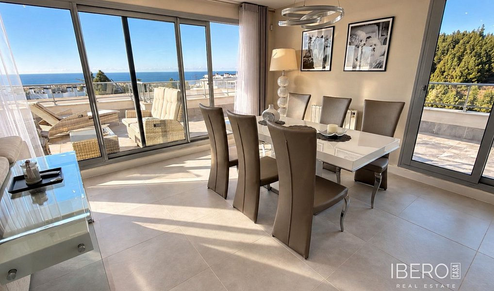Prodej bytu 4+kk, 132 m², Las Lagunas
