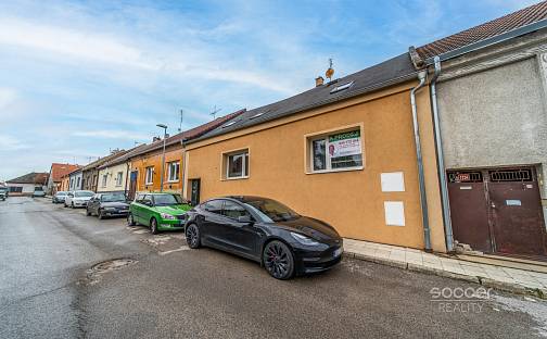 Prodej domu 160 m² s pozemkem 220 m², Rašínova, Kladno - Švermov