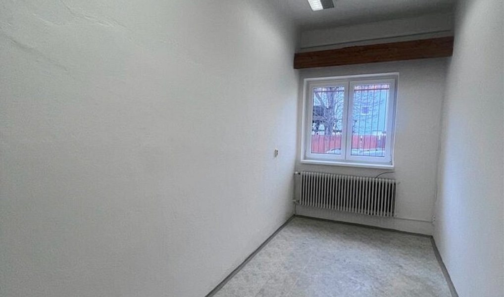 Pronájem kanceláře 113 m², Sviadnov – náhled fotky 8