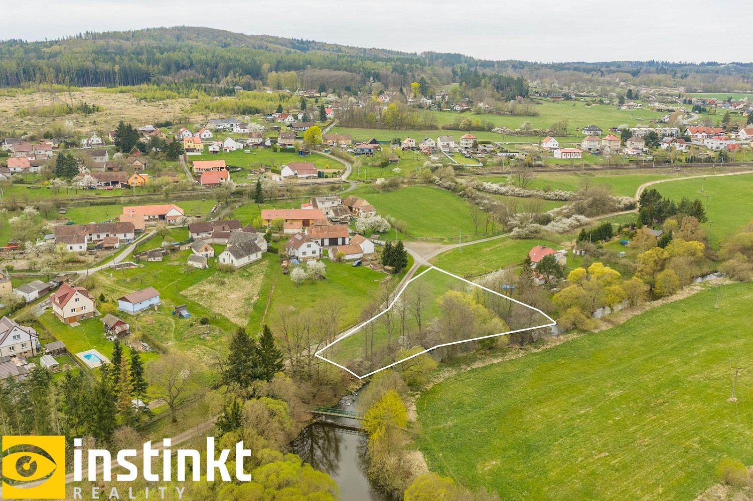 Prodej stavebního pozemku 2 574 m²