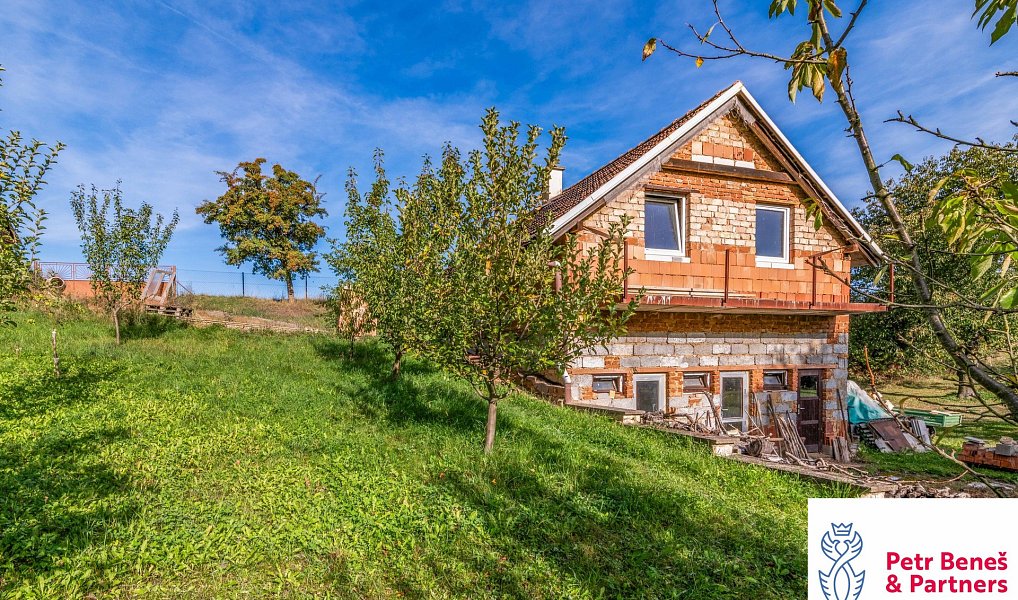 Prodej stavebního pozemku 2 022 m², Lubná – náhled fotky 6