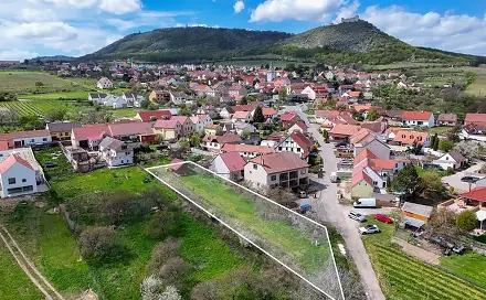 Prodej stavebního pozemku 1 500 m², Pavlov, okres Břeclav