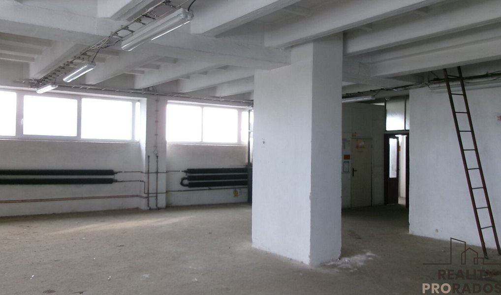 Pronájem skladovacích prostor 135 m², Brno – náhled fotky 3