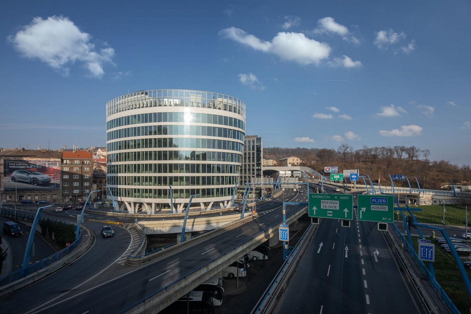 Pronájem kanceláře 387 m²