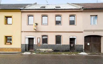 Prodej domu 343 m² s pozemkem 121 m², Gen. Svobody, Kravaře, okres Česká Lípa