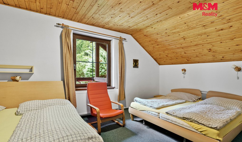 Prodej ubytovacího objektu 341 m², Harrachov – náhled fotky 17